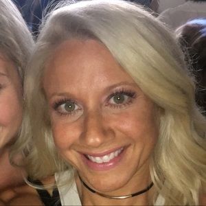 Meet your Posher, Gina